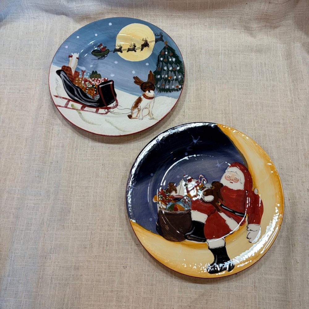 David Carter Brown Holiday Sakura Merry Little Christmas Plates Set of 2 Santa